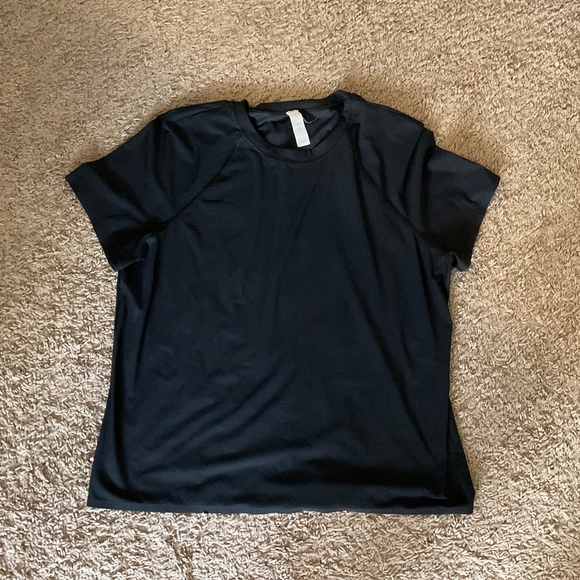 lululemon shirt - Picture 1 of 2